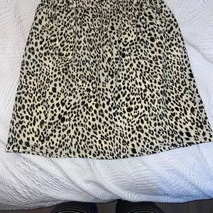Super cute Cheetah print skirt. NWT. Size small.